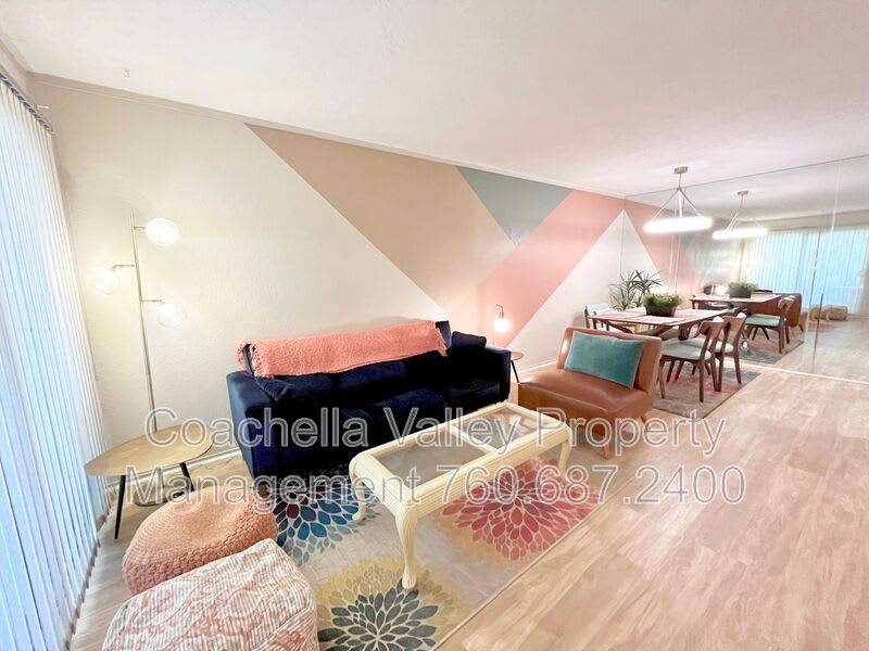 2860 N Los Felices Rd – photo 1