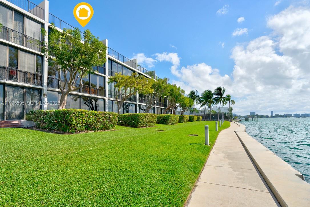 1000 Venetian Way – photo 3