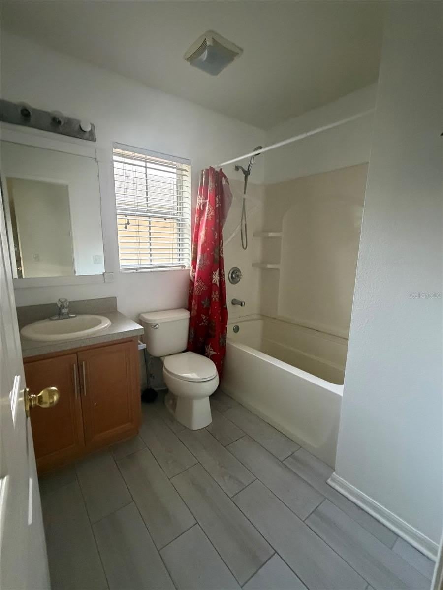4533 LIMERICK Drive – photo 3