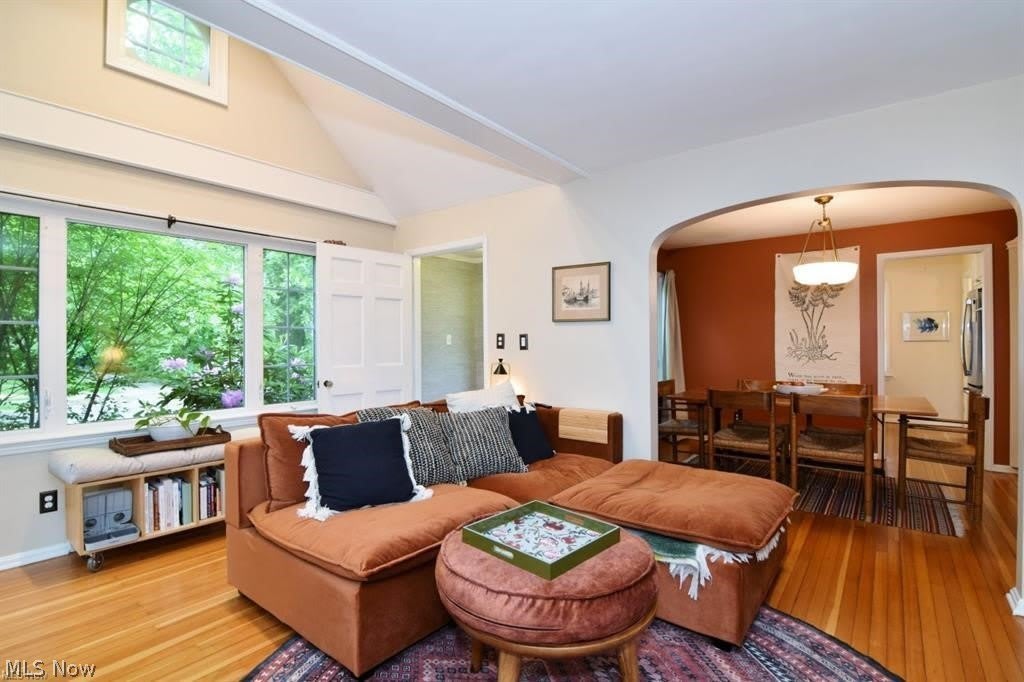 2658 Canterbury Road – photo 4
