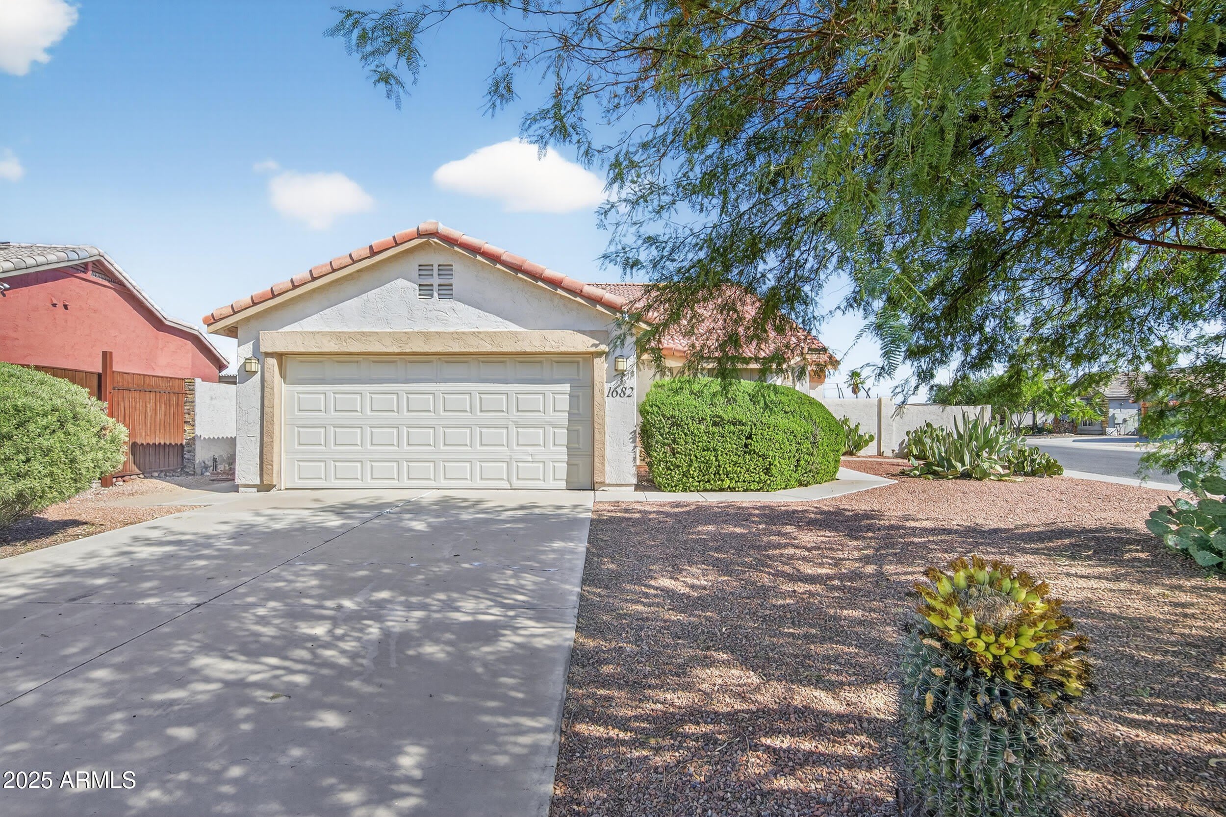 1682 E Kielly Lane – photo 1