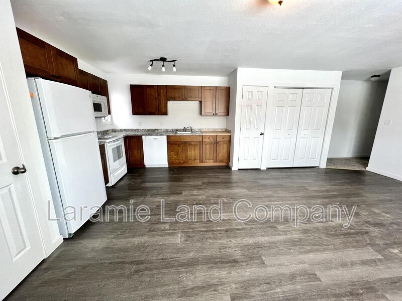 416 Hancock Street – photo 2