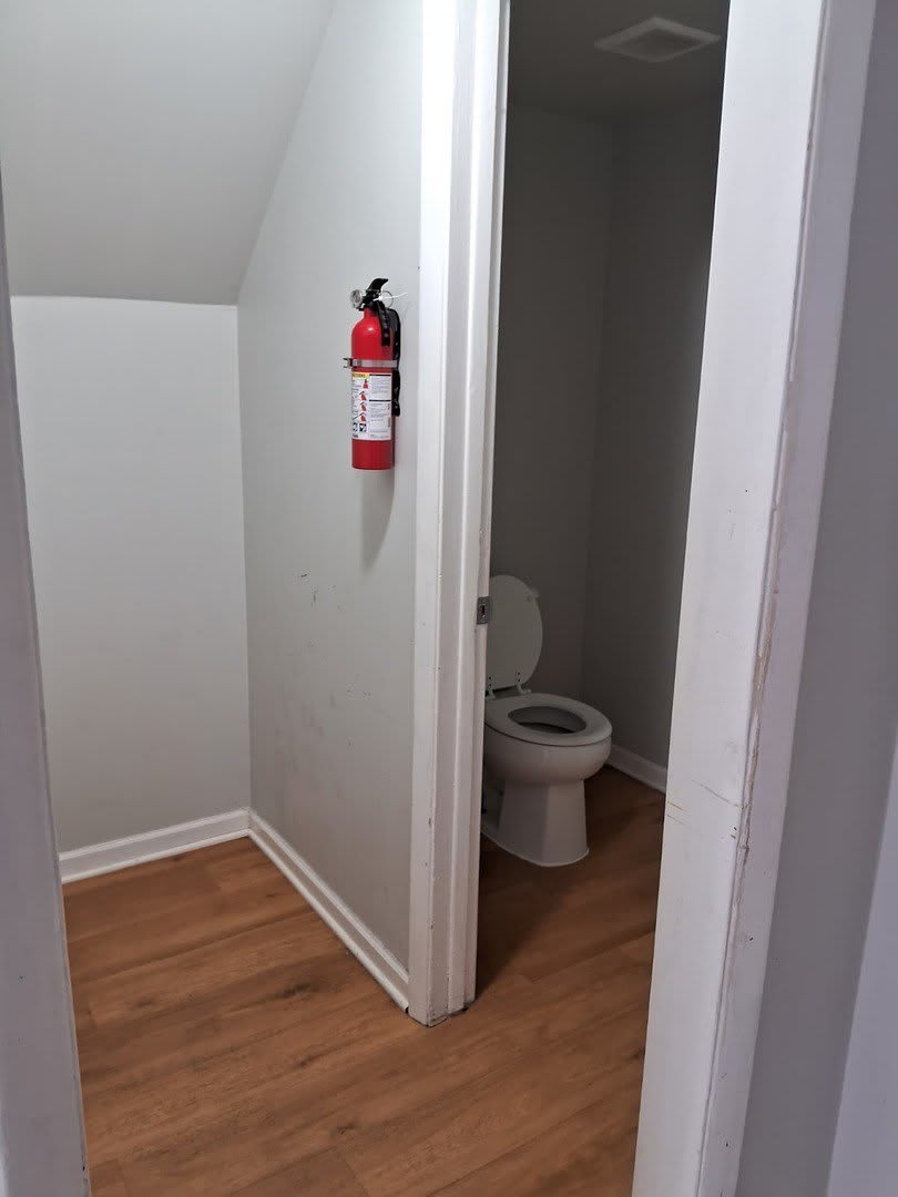 2204 Hebron Avenue – photo 2