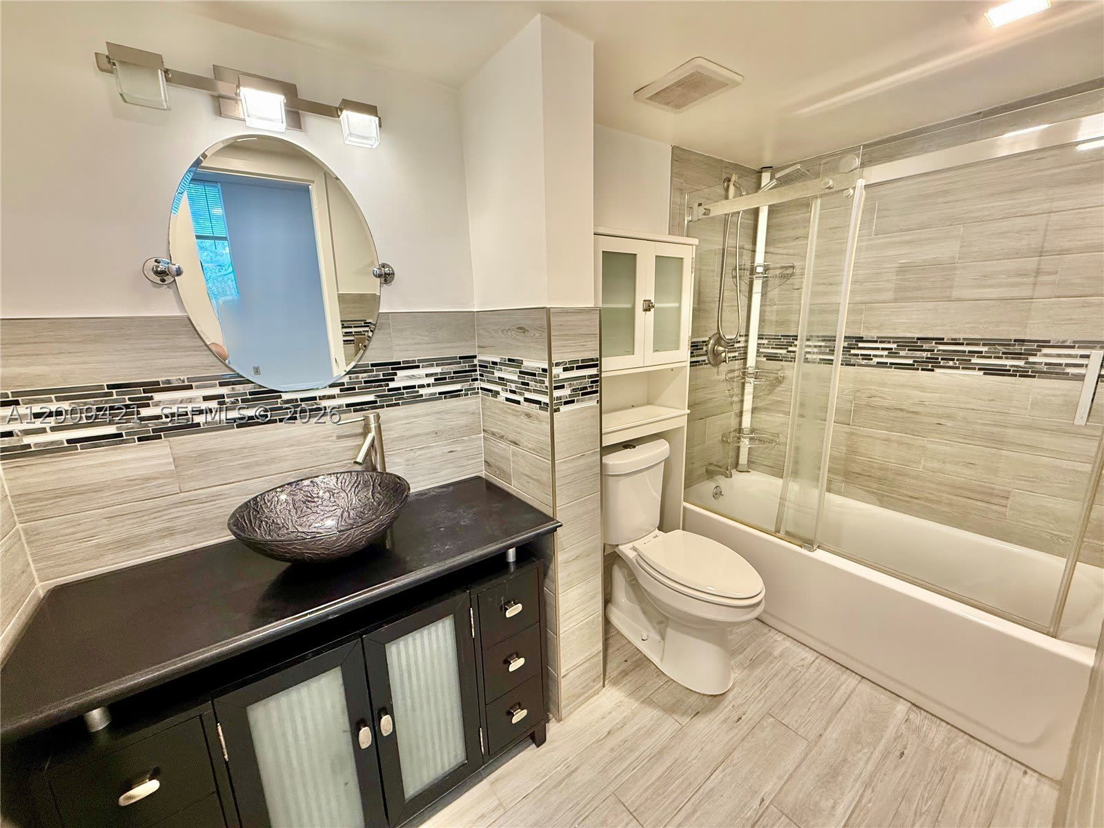 8301 Sands Point Blvd – photo 1