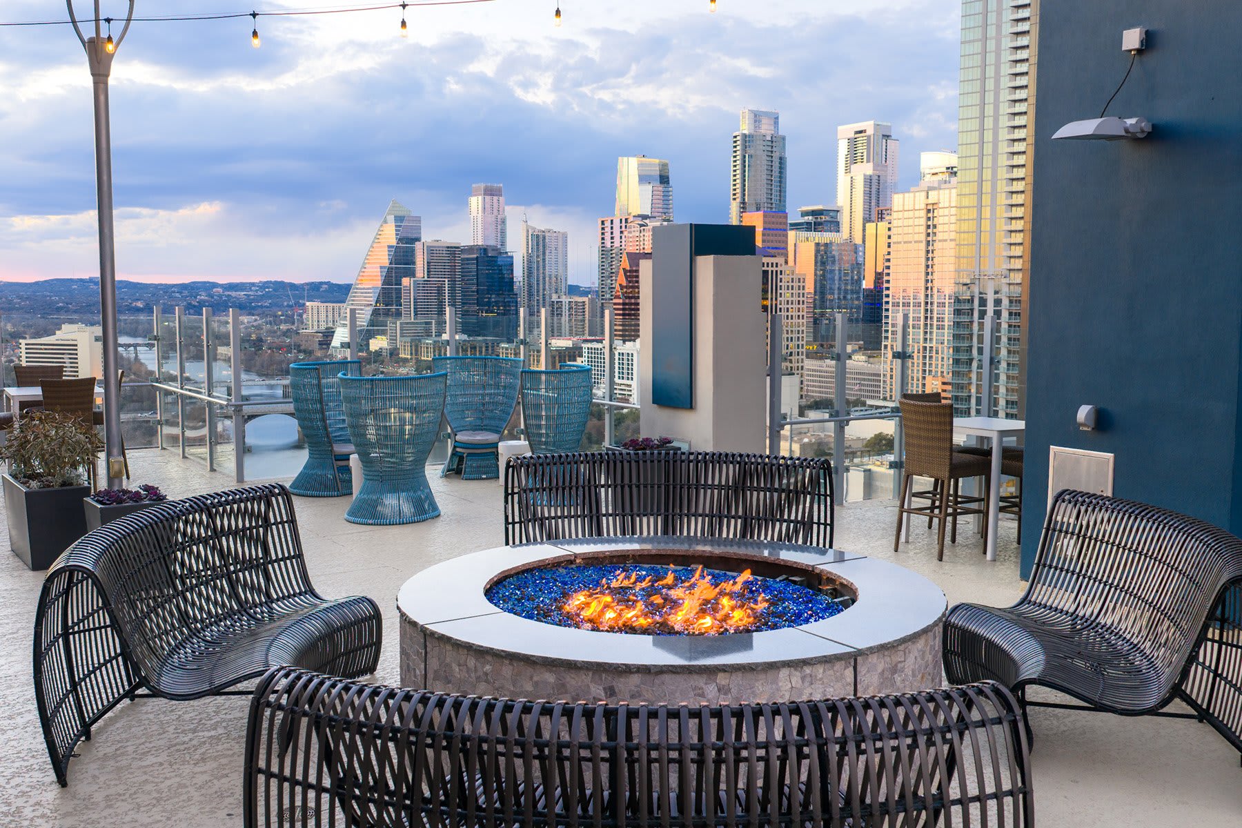SkyHouse Austin Apartments – photo 4