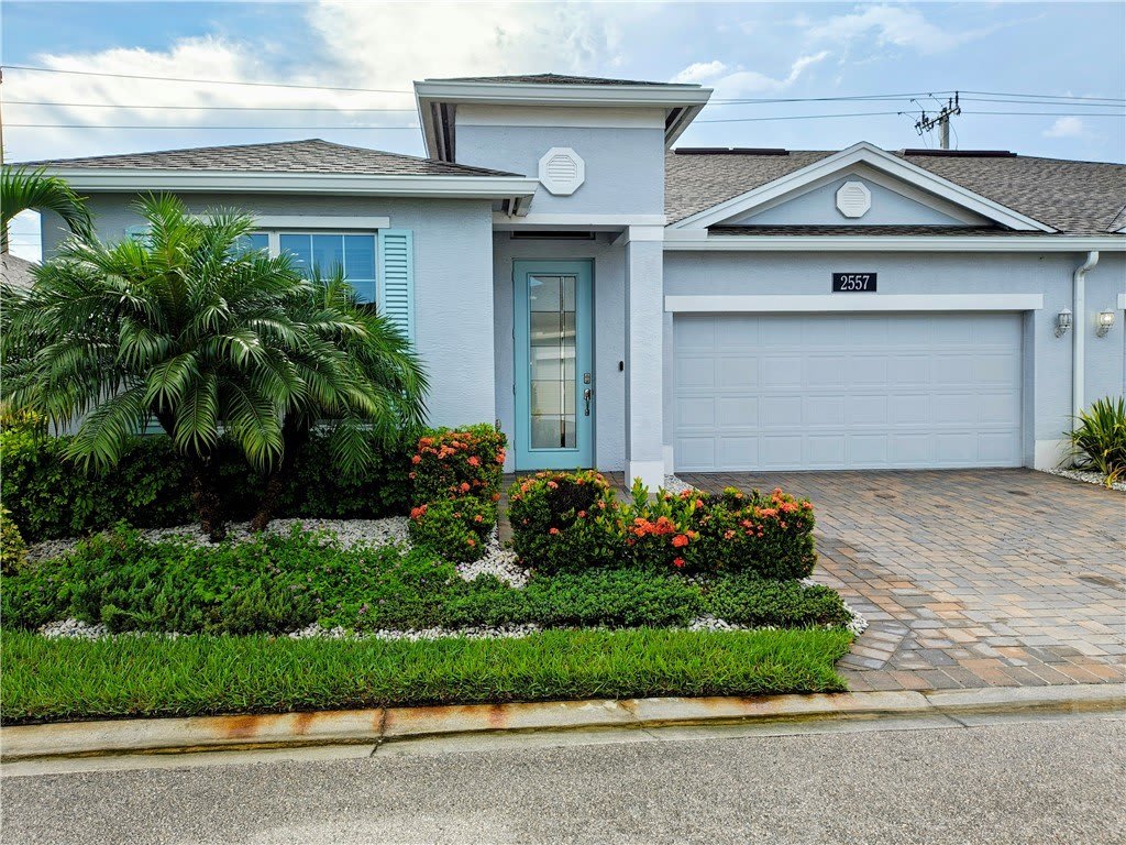 2557 Bella Vista Circle – photo 1
