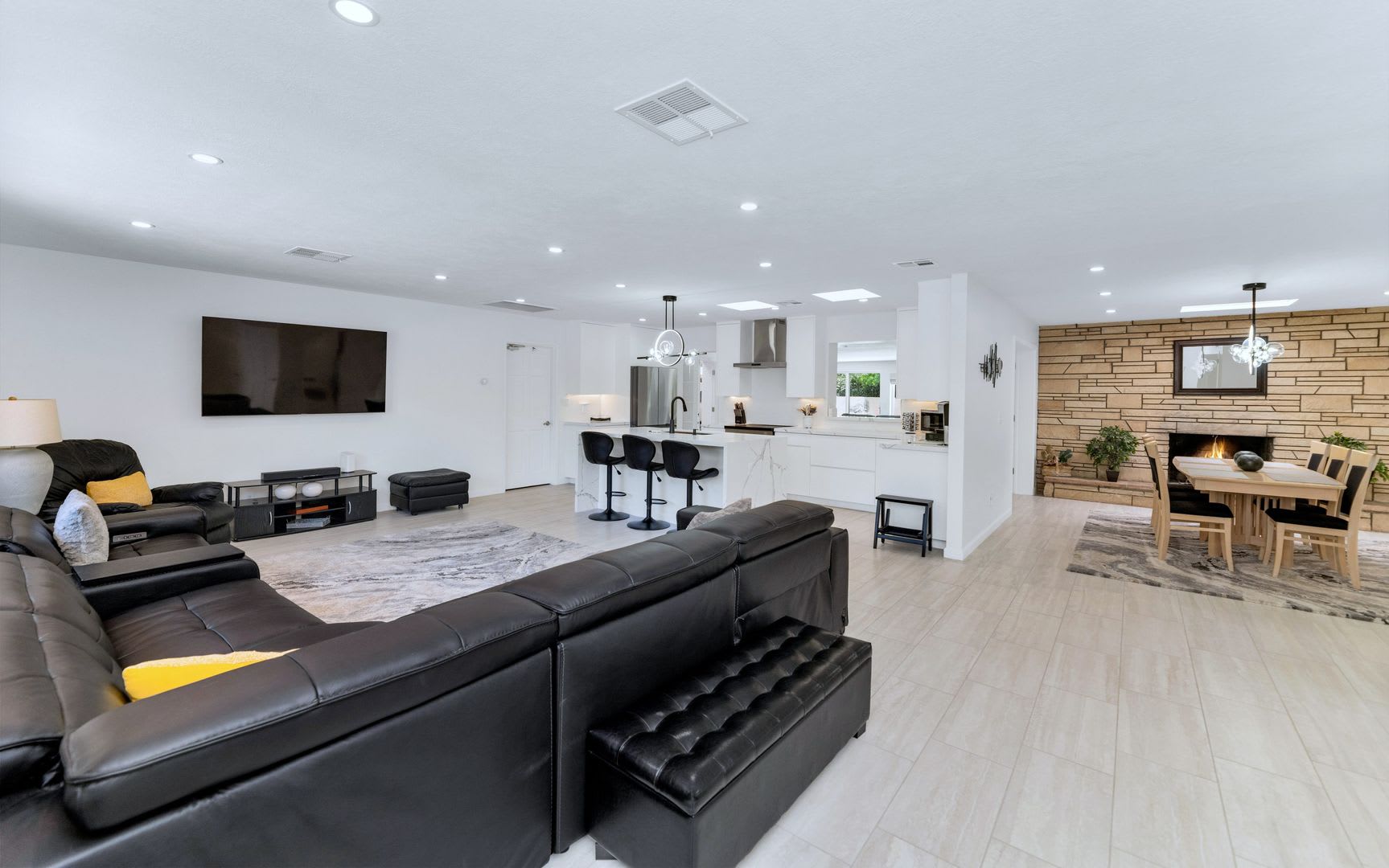 Rates Vary: $4,995 – photo 2