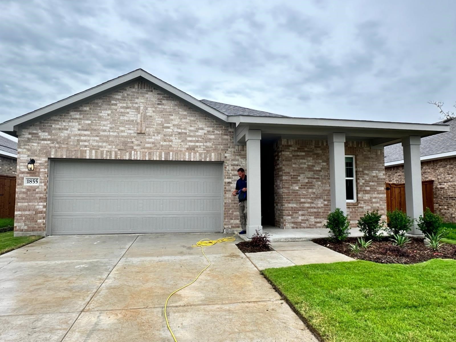 1855 Lockhart Drive – photo 2