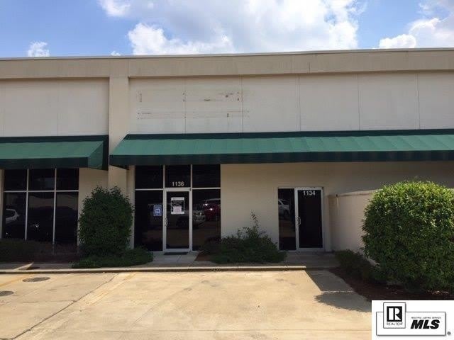 1136 Oliver Road – photo 1