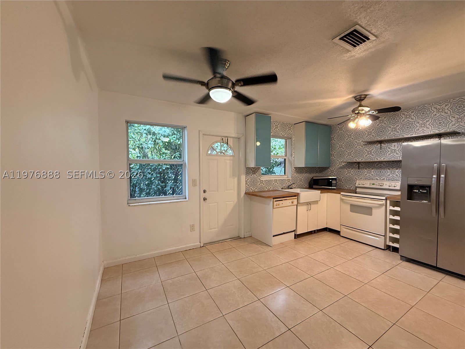 1104 N 17th Ct – photo 4