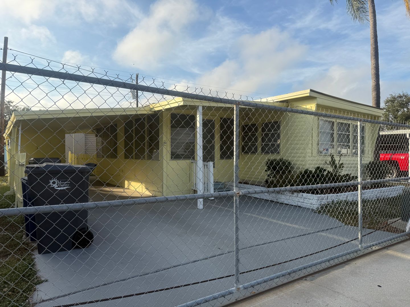 2 bedroom 1 bath in a 55+ community – photo 2