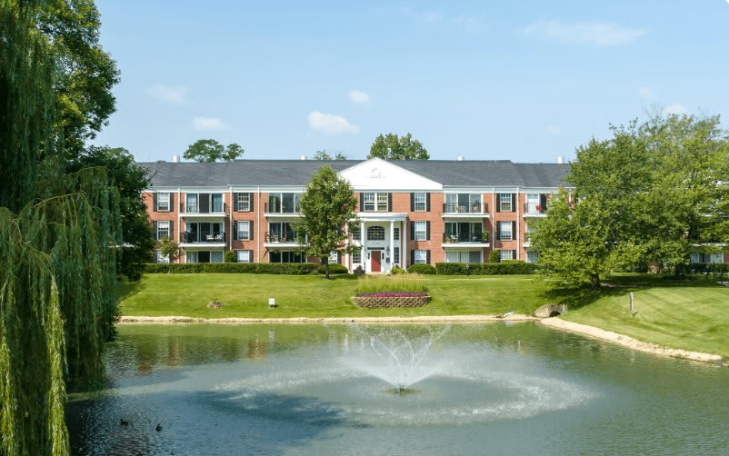 Versailles on the Lakes Oakbrook – photo 1