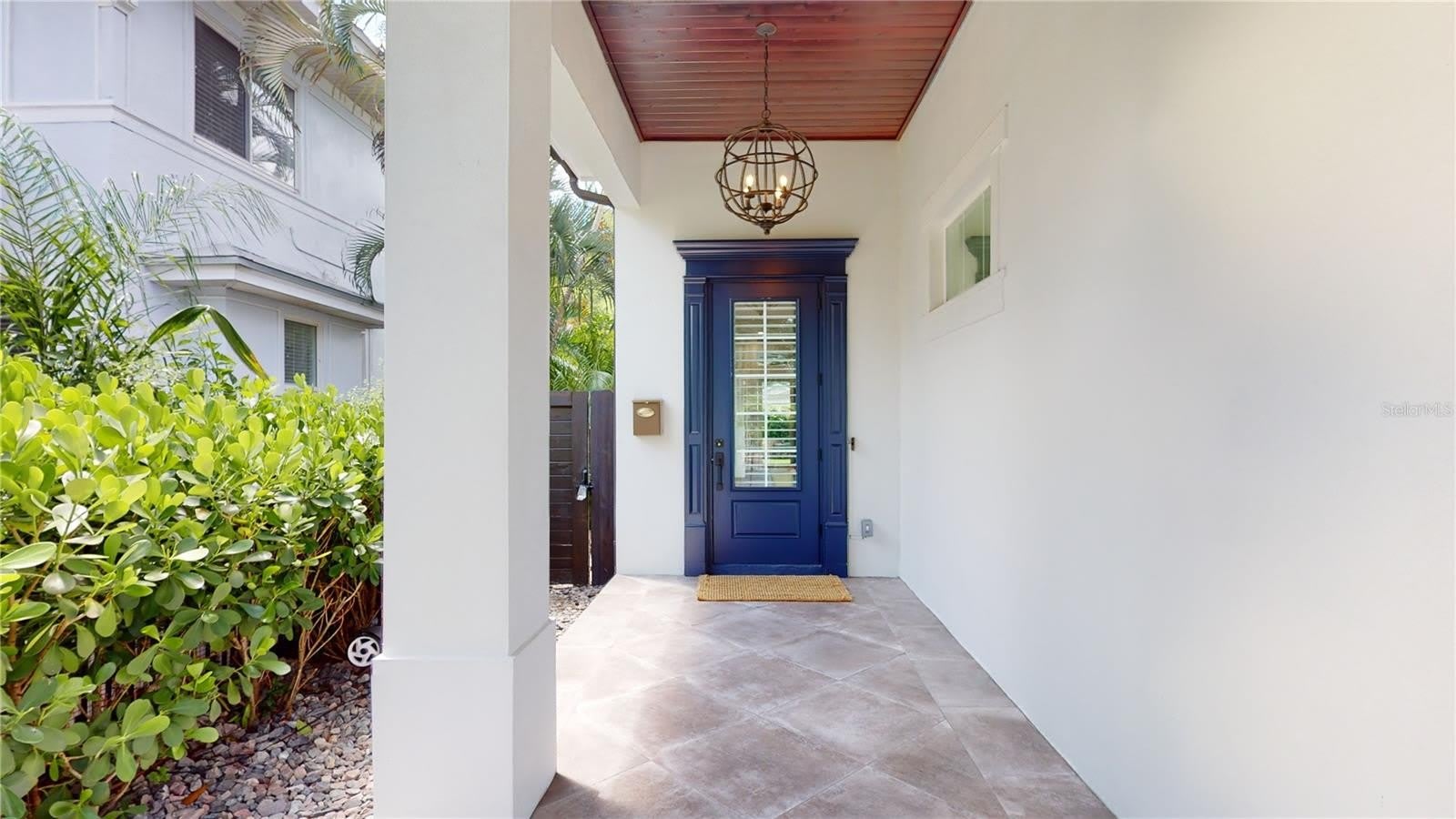 1068 19TH Avenue N – photo 3