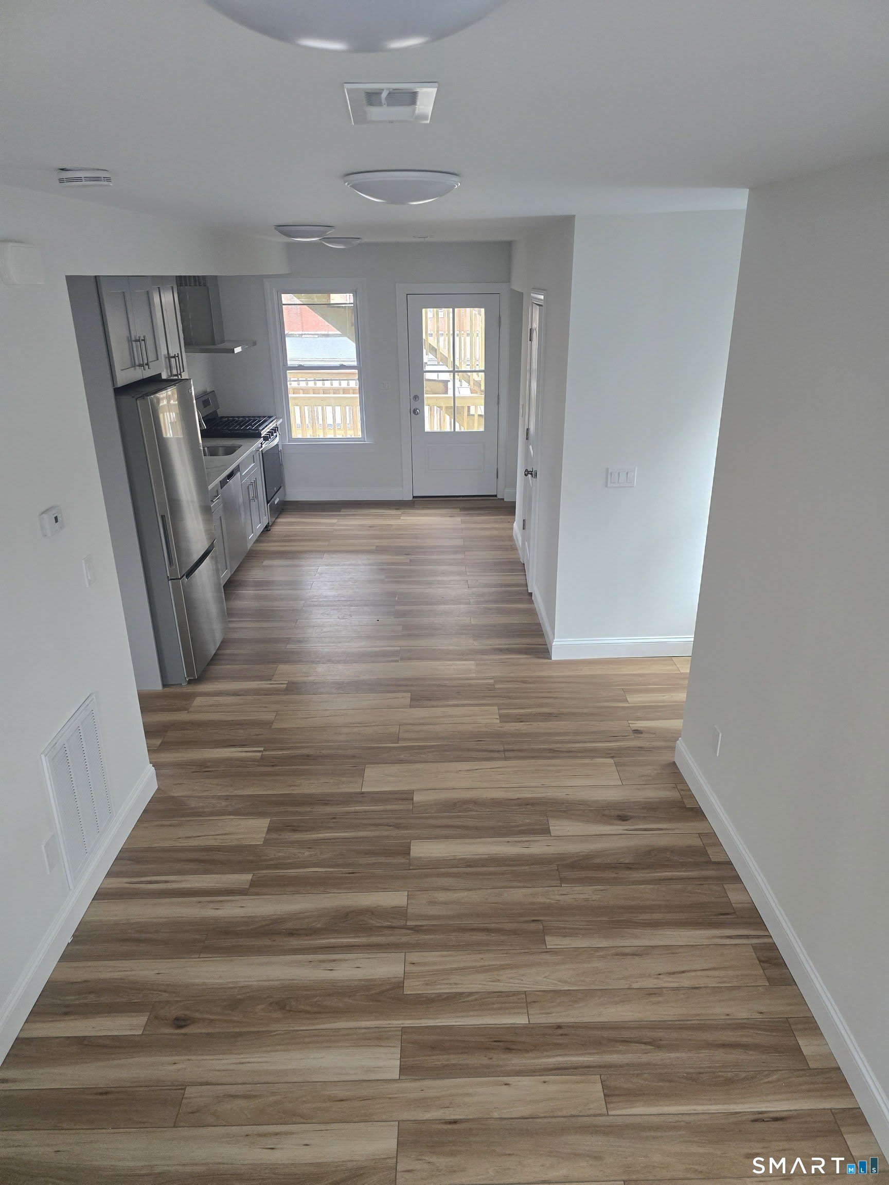 530 Jane Street – photo 4