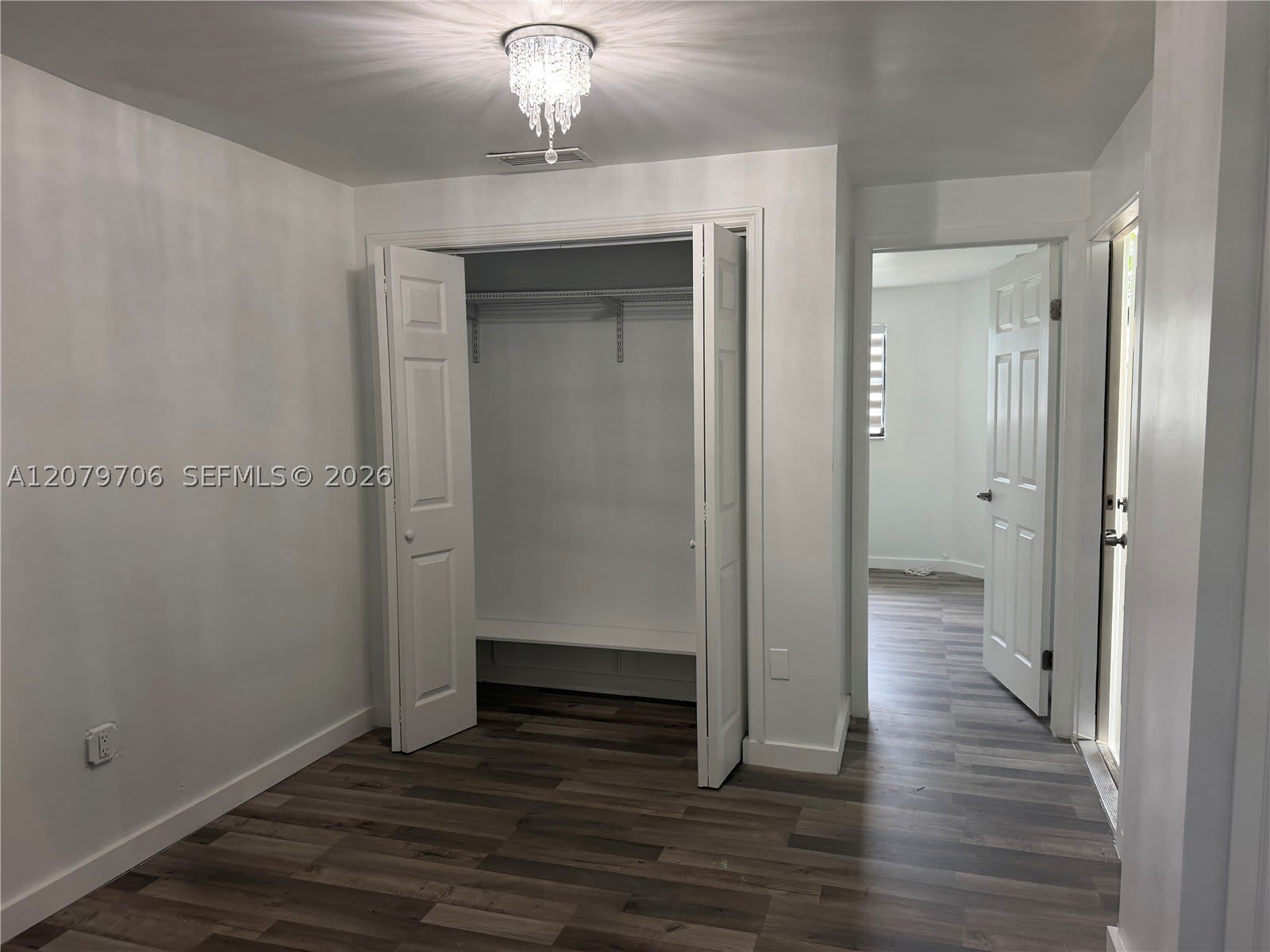 6871 SW 37th St – photo 4