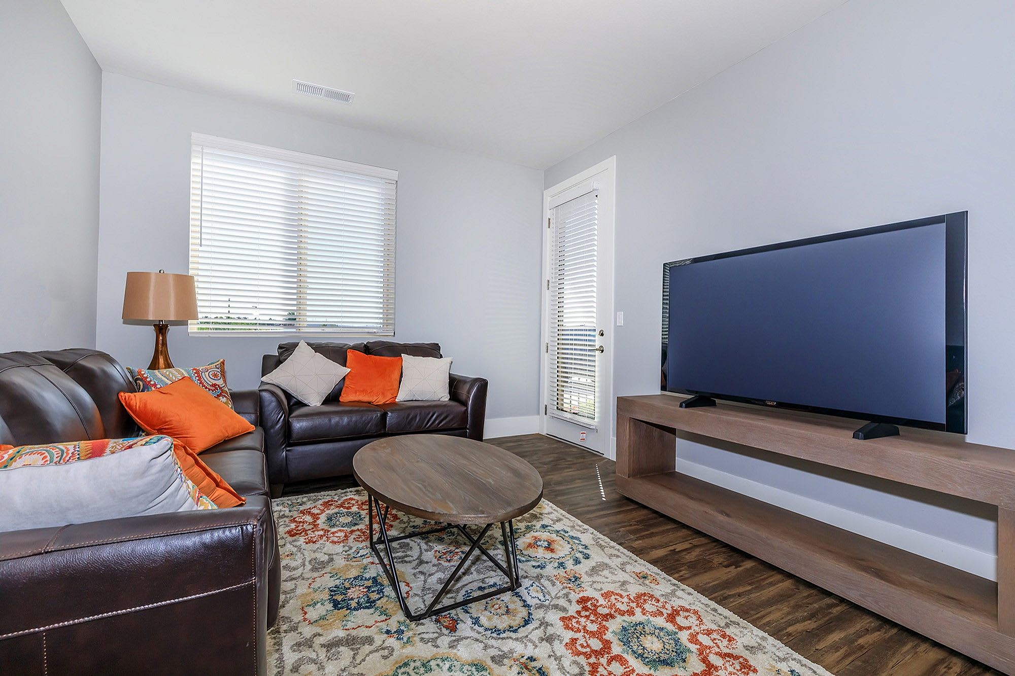 Overlook at Mesa Creek Apartments – photo 2