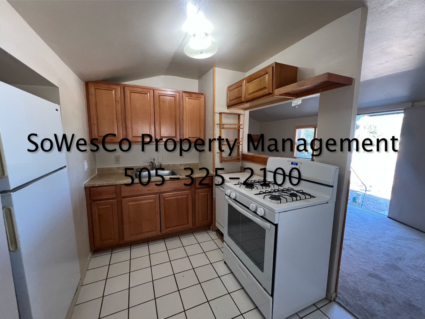 2 Bedroom Home With Large Back Yard – photo 4