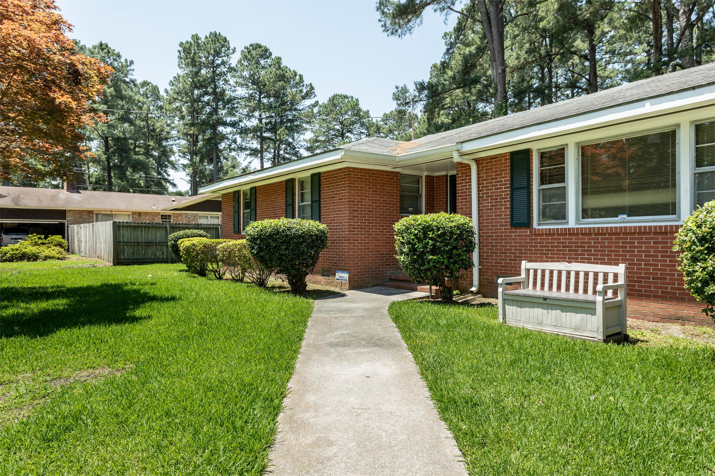 300 Tyson Avenue – photo 2