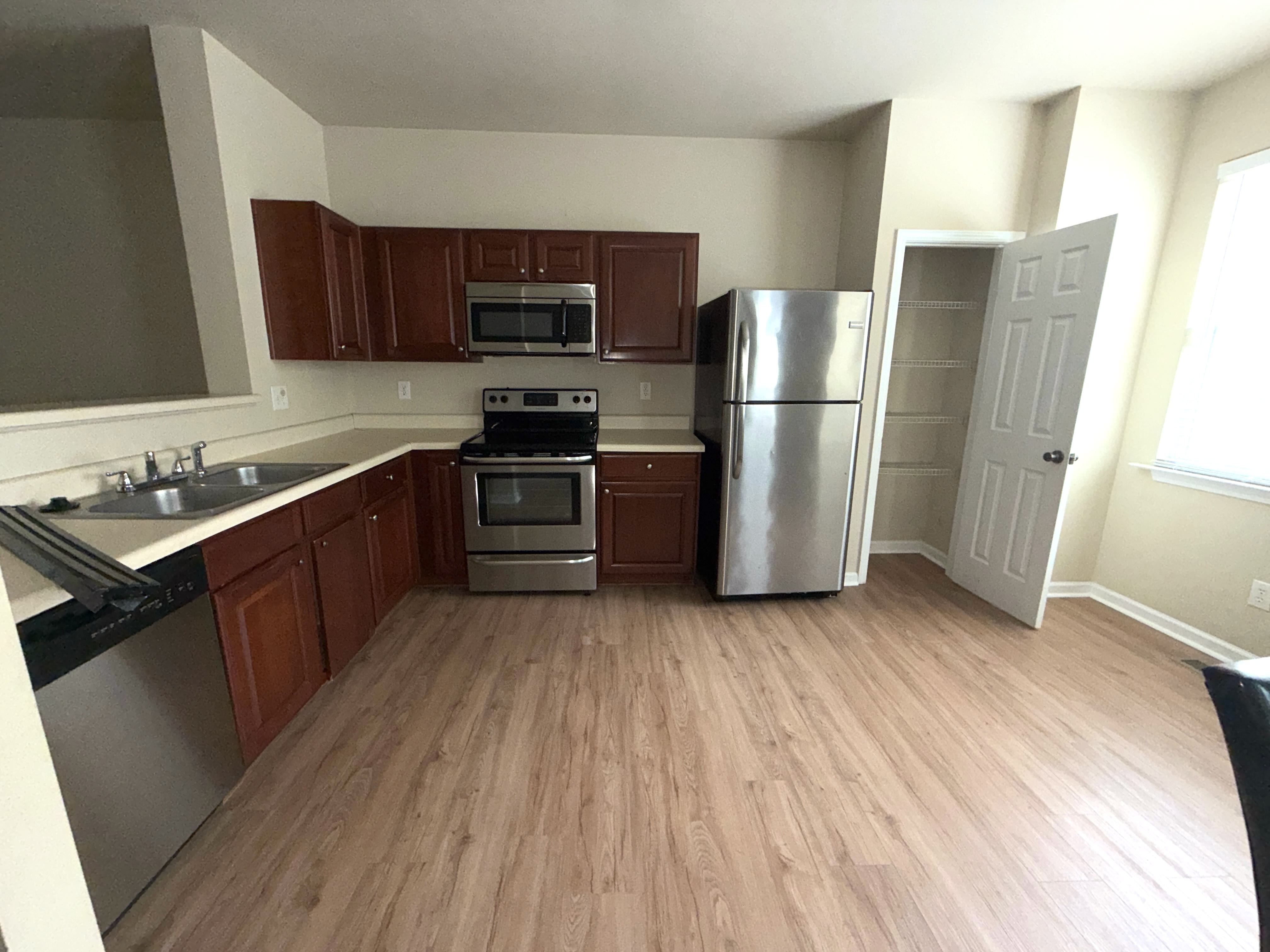 649 Providence Pl Sw – photo 4