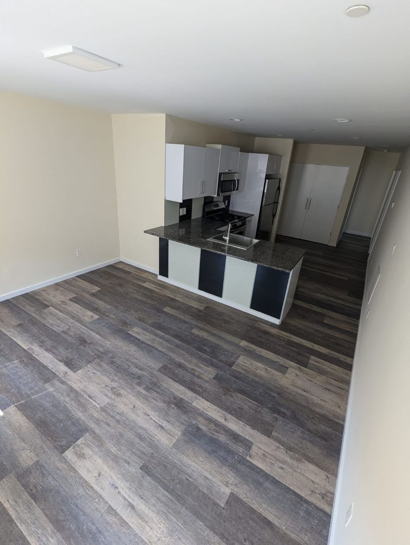 Ny Style Townhome 3Br 2Ba In Gated Community With Garage Parking – photo 5