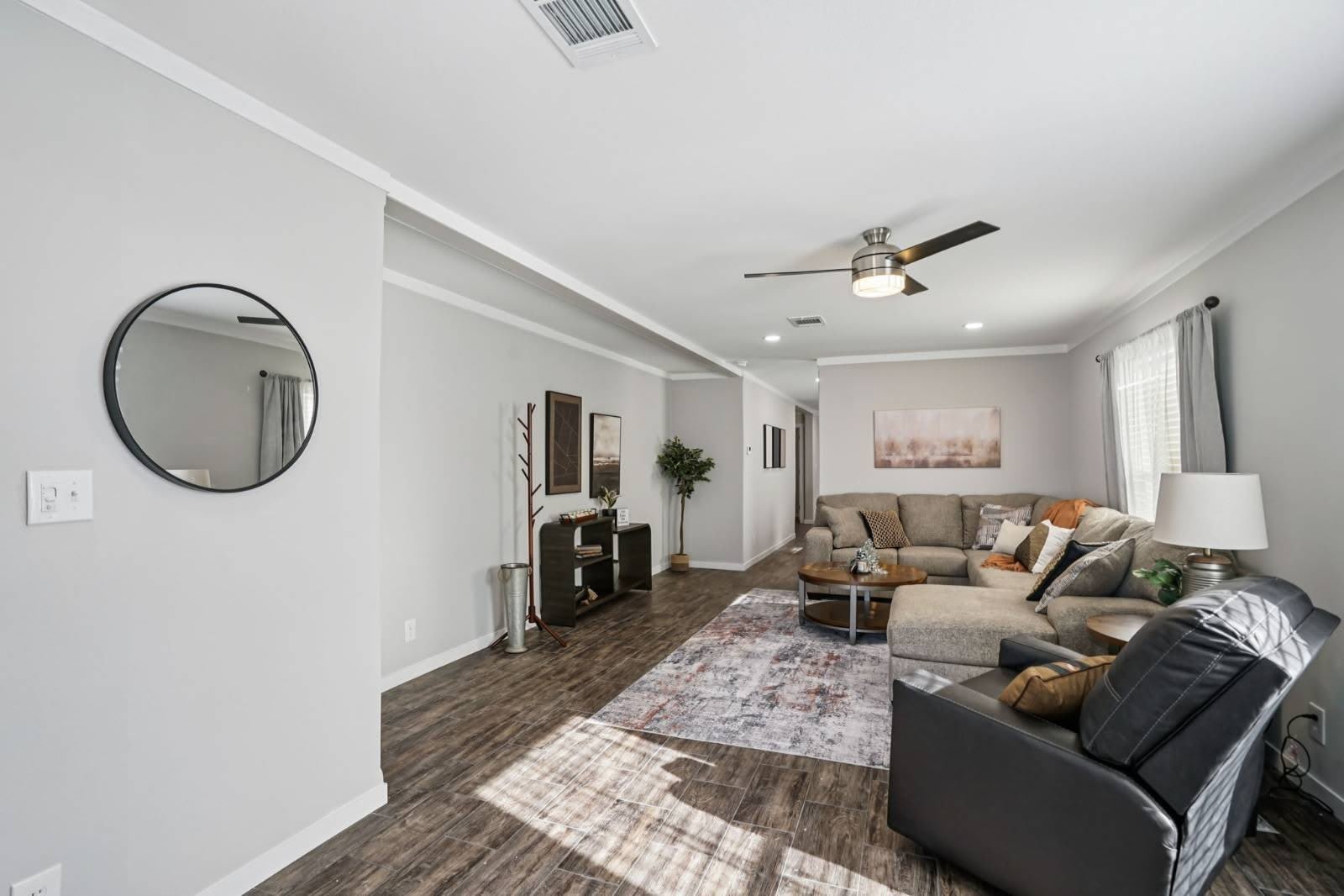 1621 American Drive – photo 4