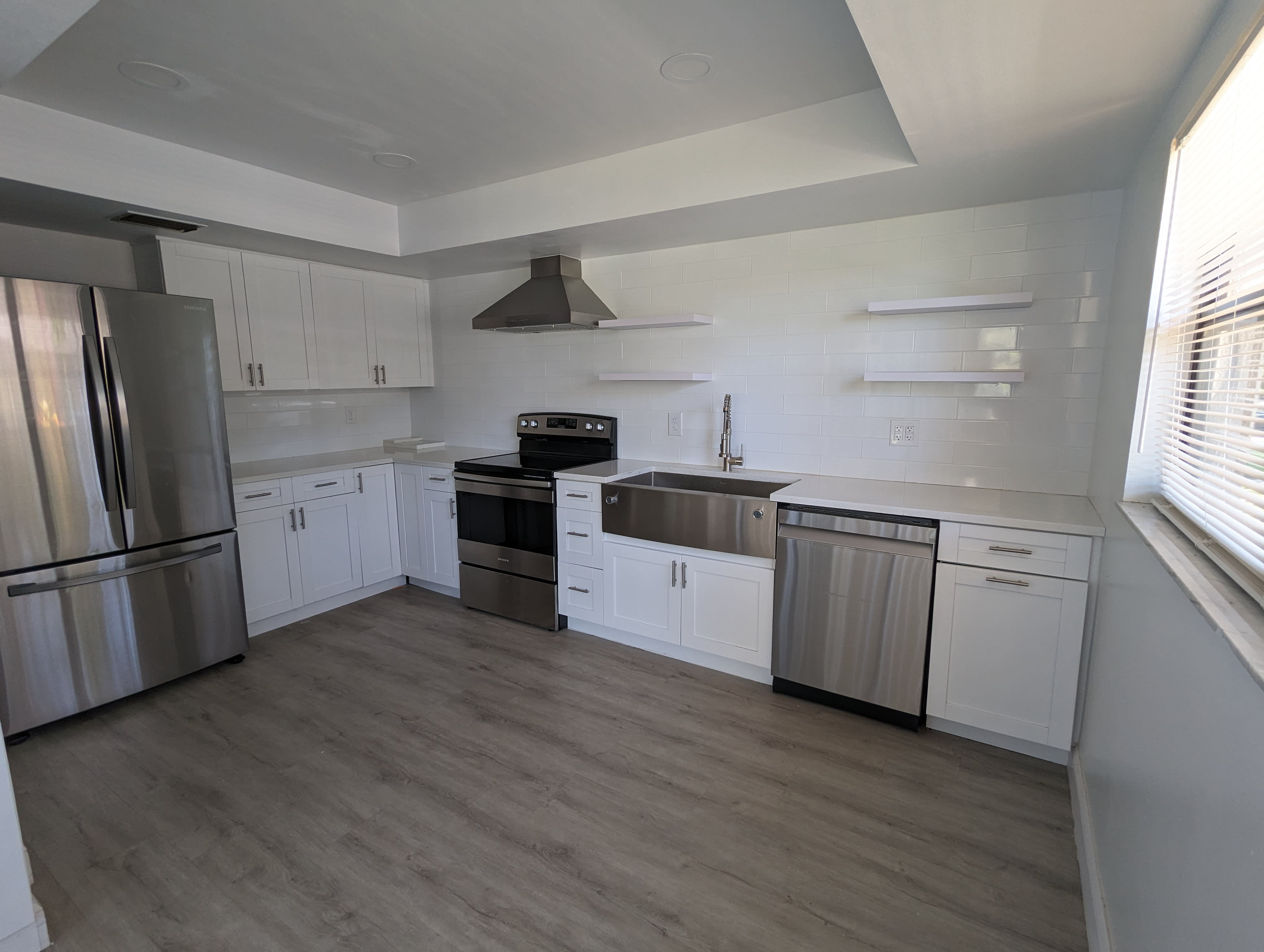 180 Joanne Pl – photo 4