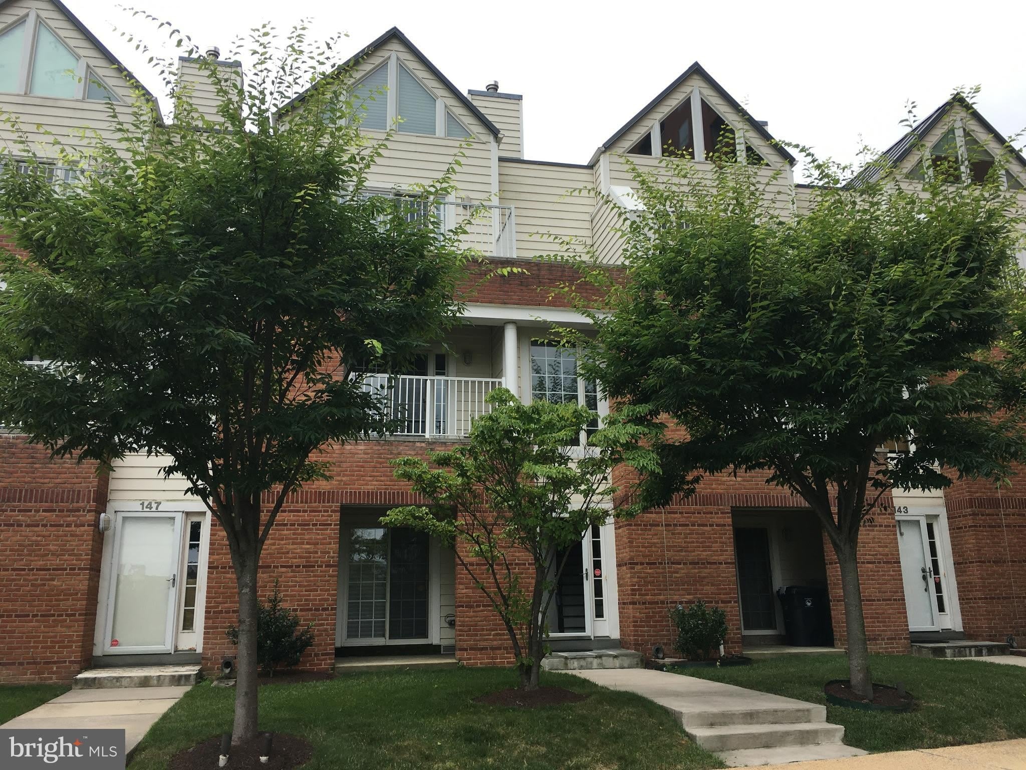 145 CHRISTINA LANDING Drive – photo 2