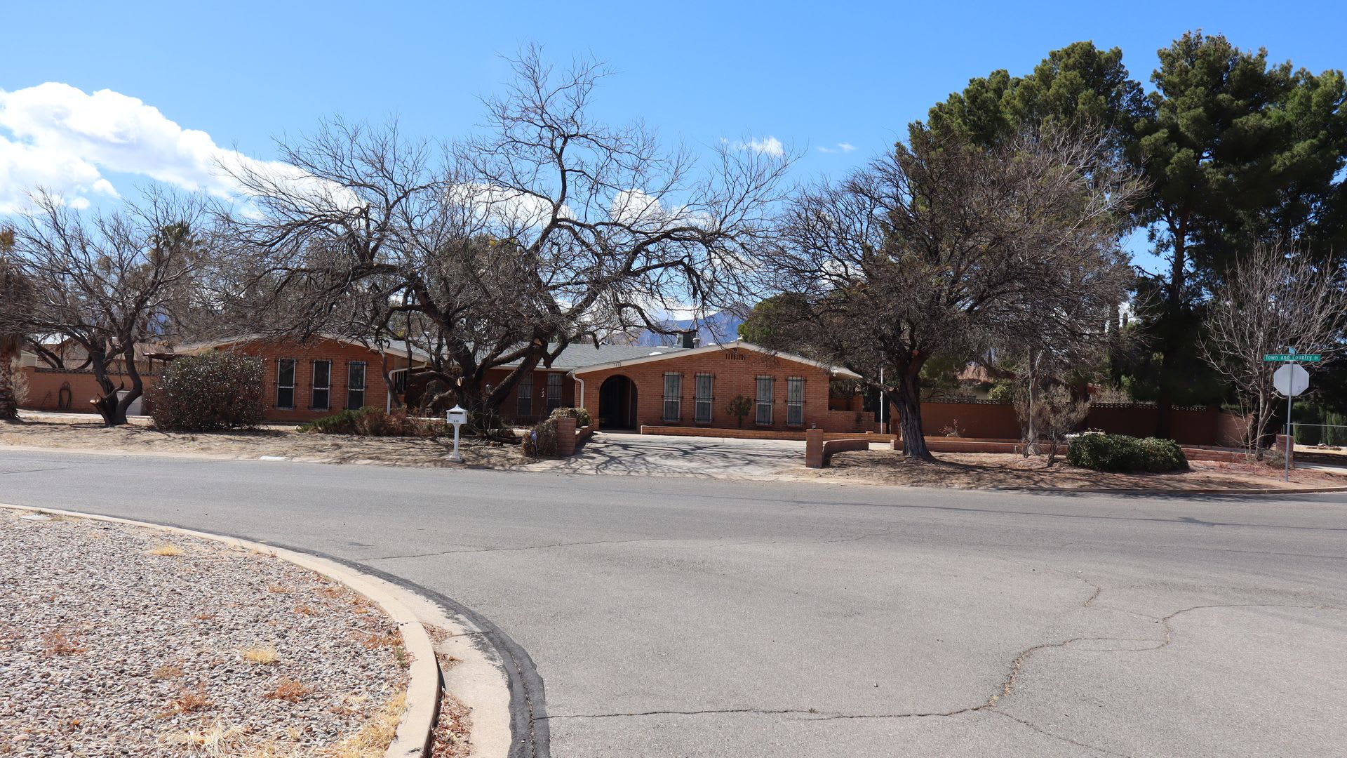 5 bedroom – photo 2
