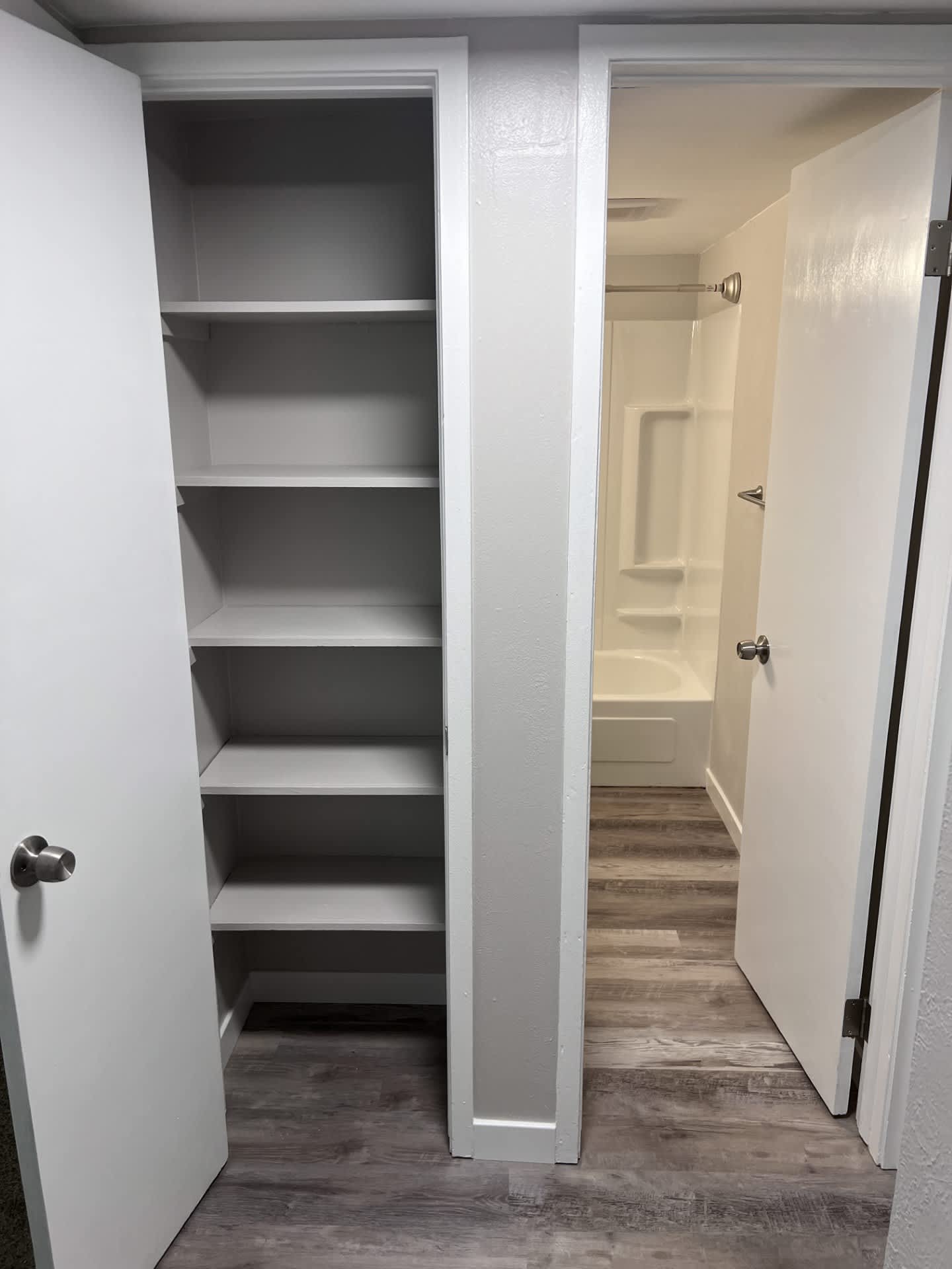 2115 4Th Ave B – photo 4
