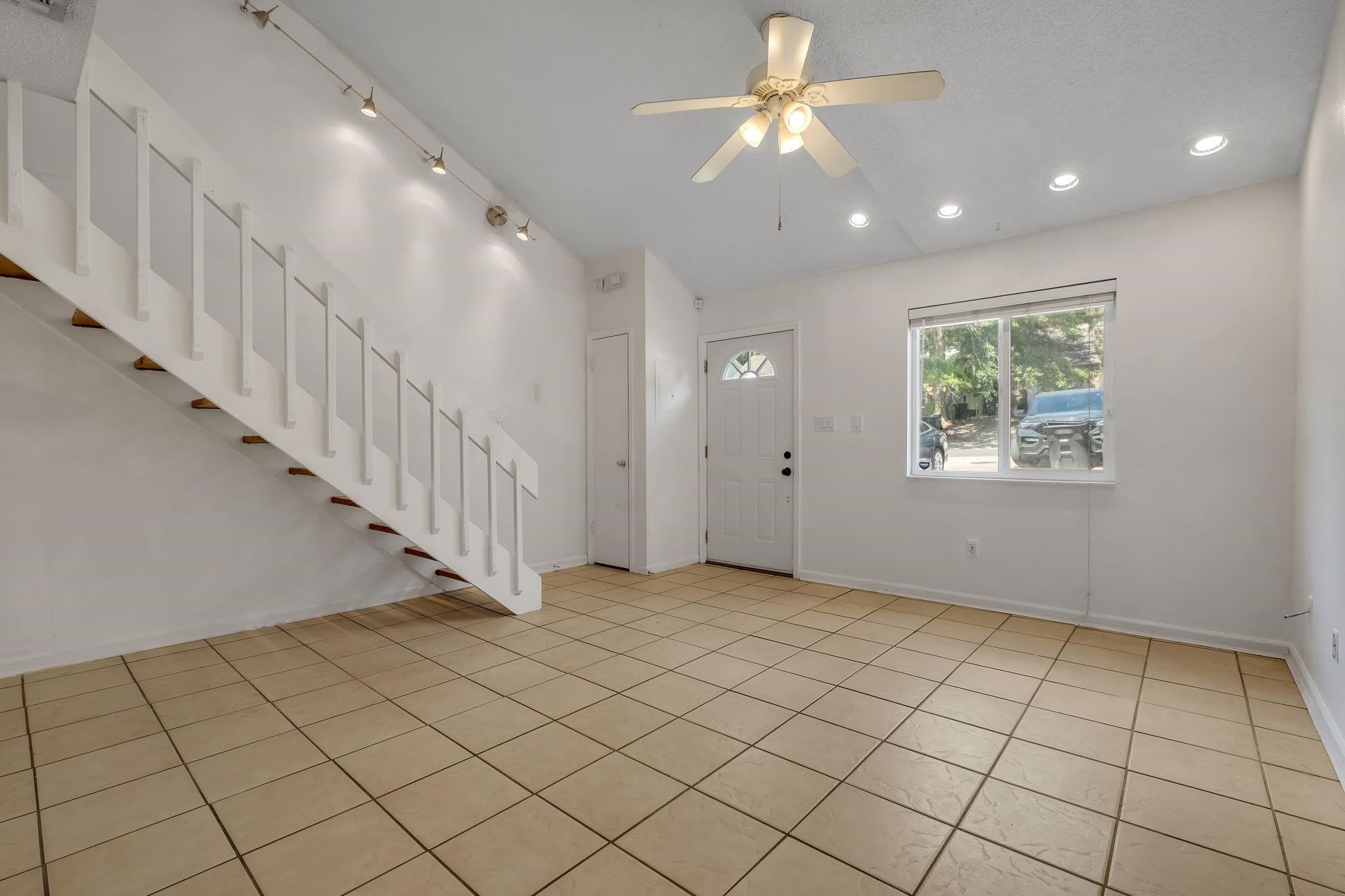 2471 Talco Hills Drive – photo 5