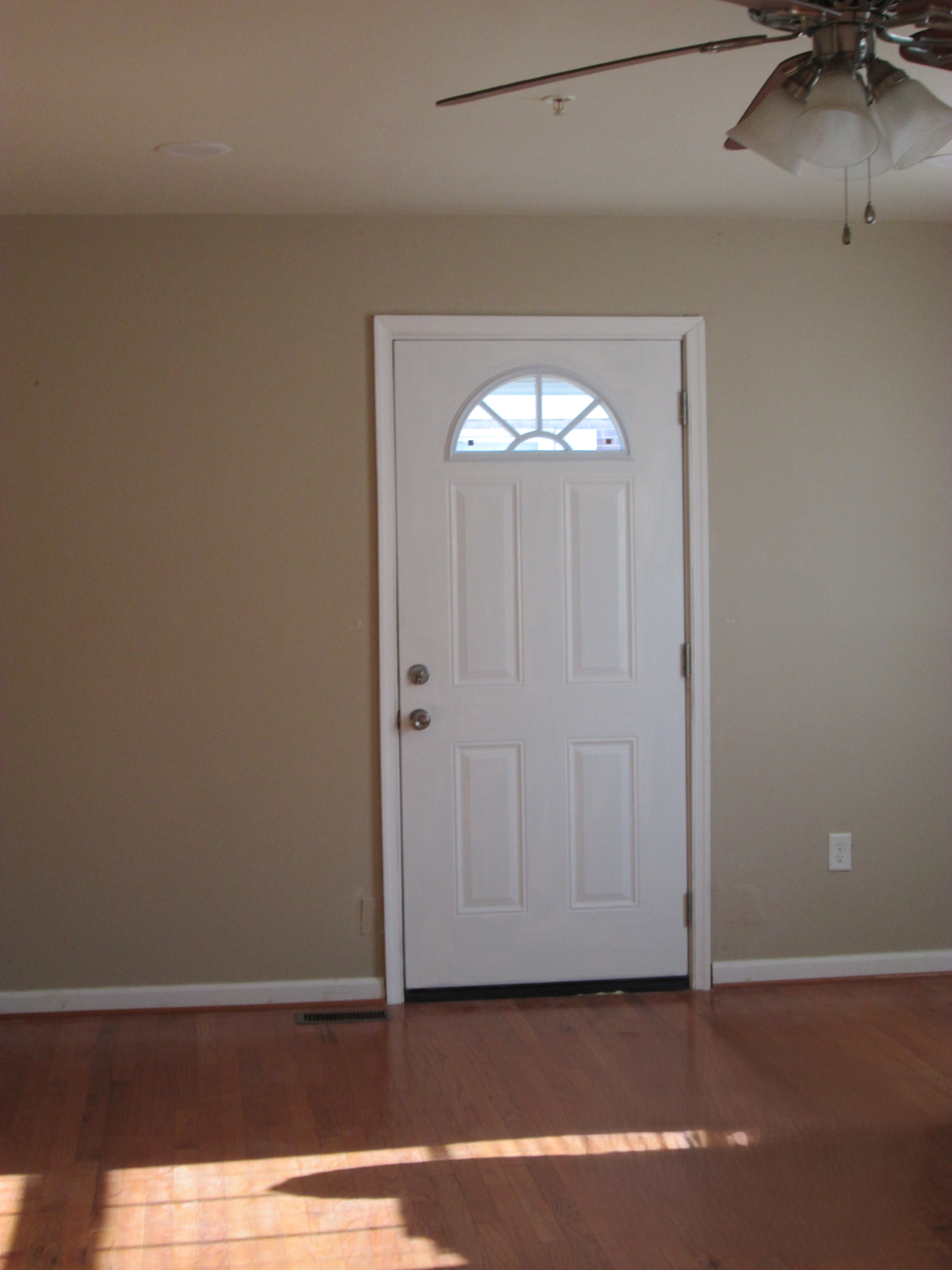 2908 Walters Lane – photo 2