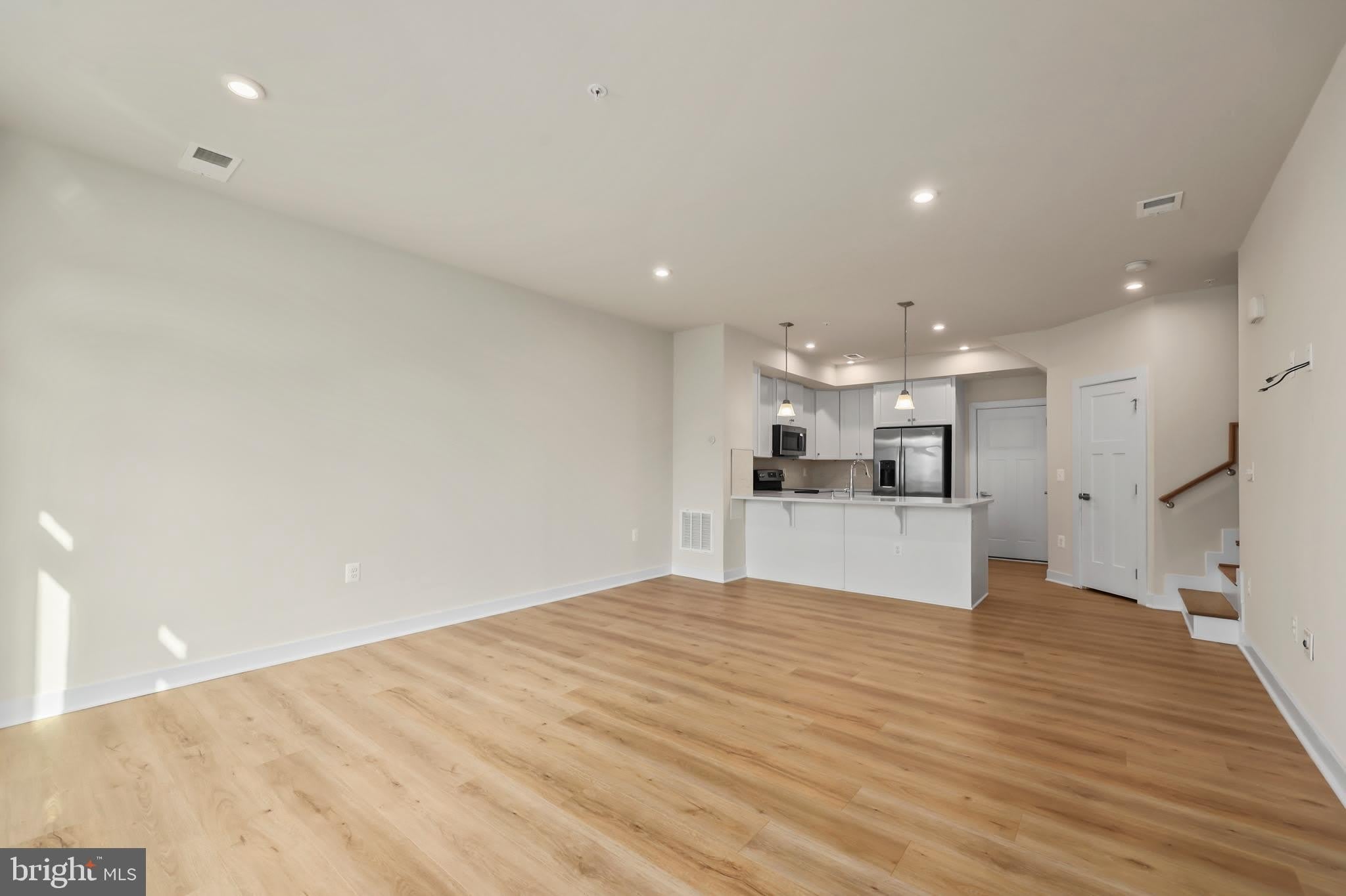 1733 DUNNINGTON Place – photo 3