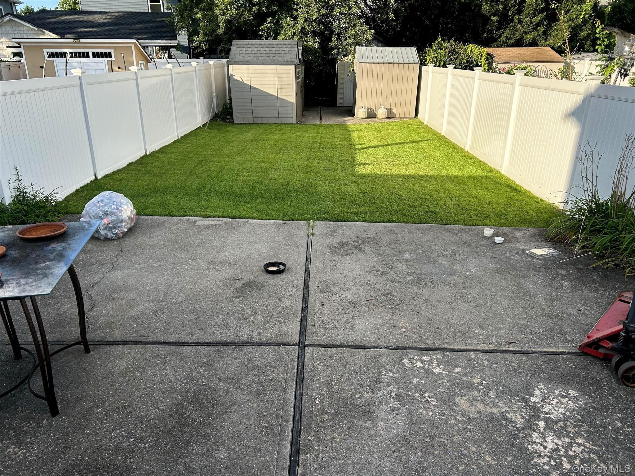 2841 Tilrose Avenue – photo 2