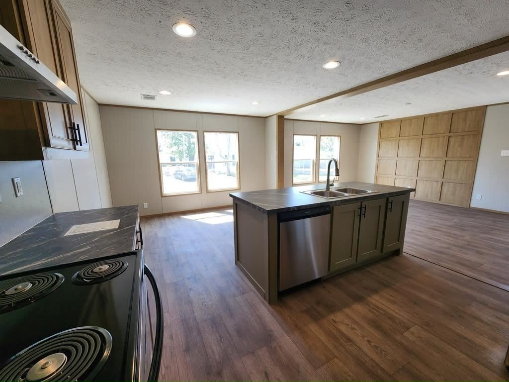 12 Eland Drive – photo 3