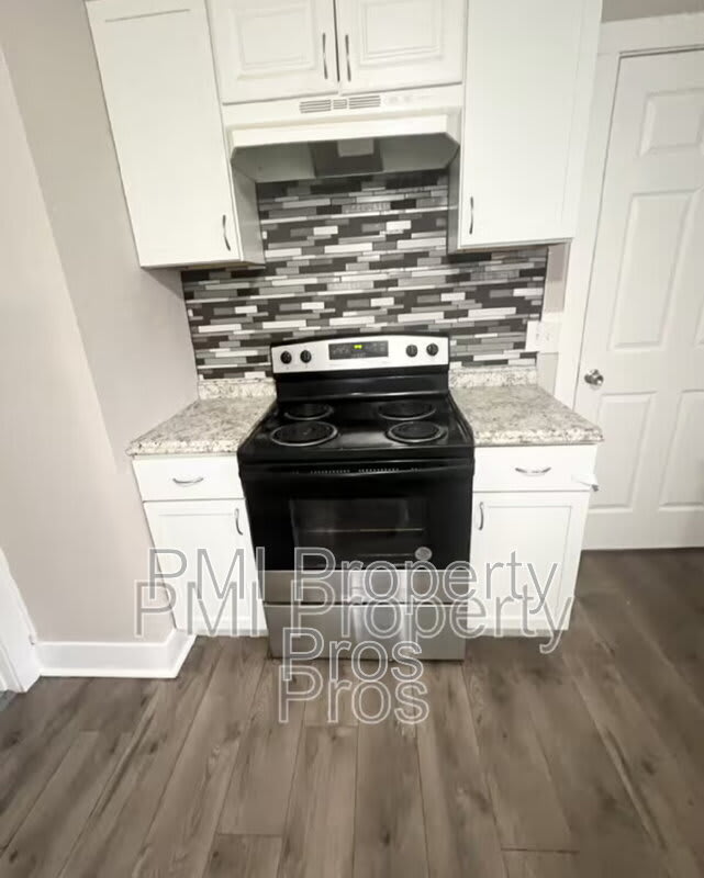 4678 N 49th St – photo 5