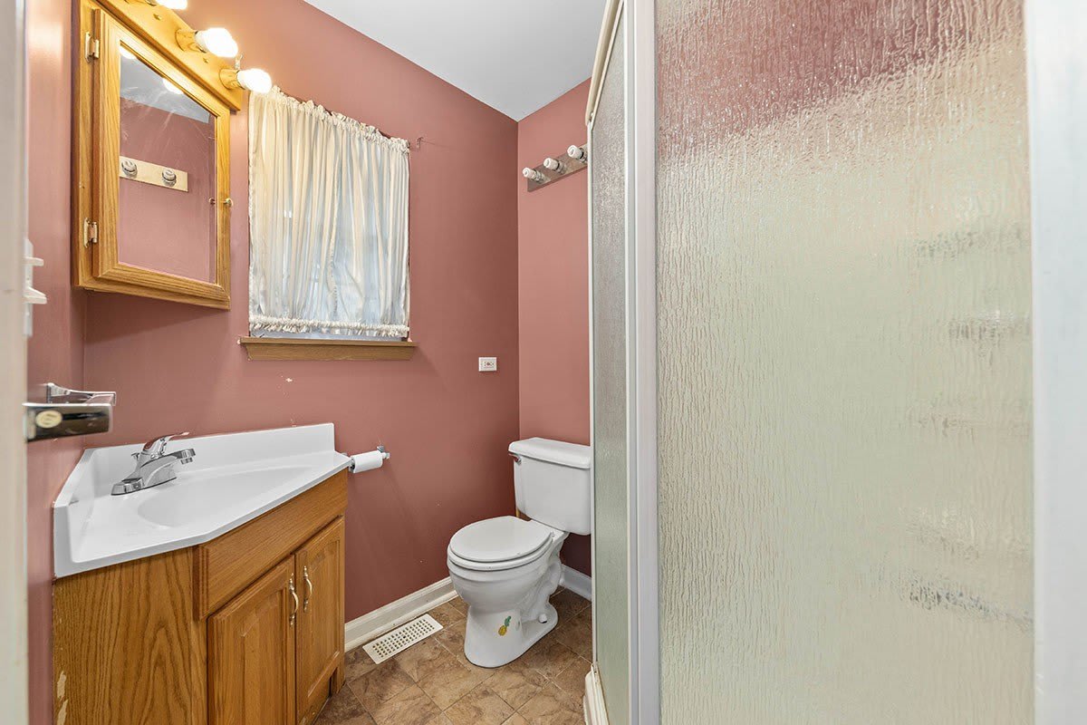 3202 Whitney Road – photo 5