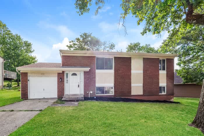 7777 Ravenswood Drive – photo 1