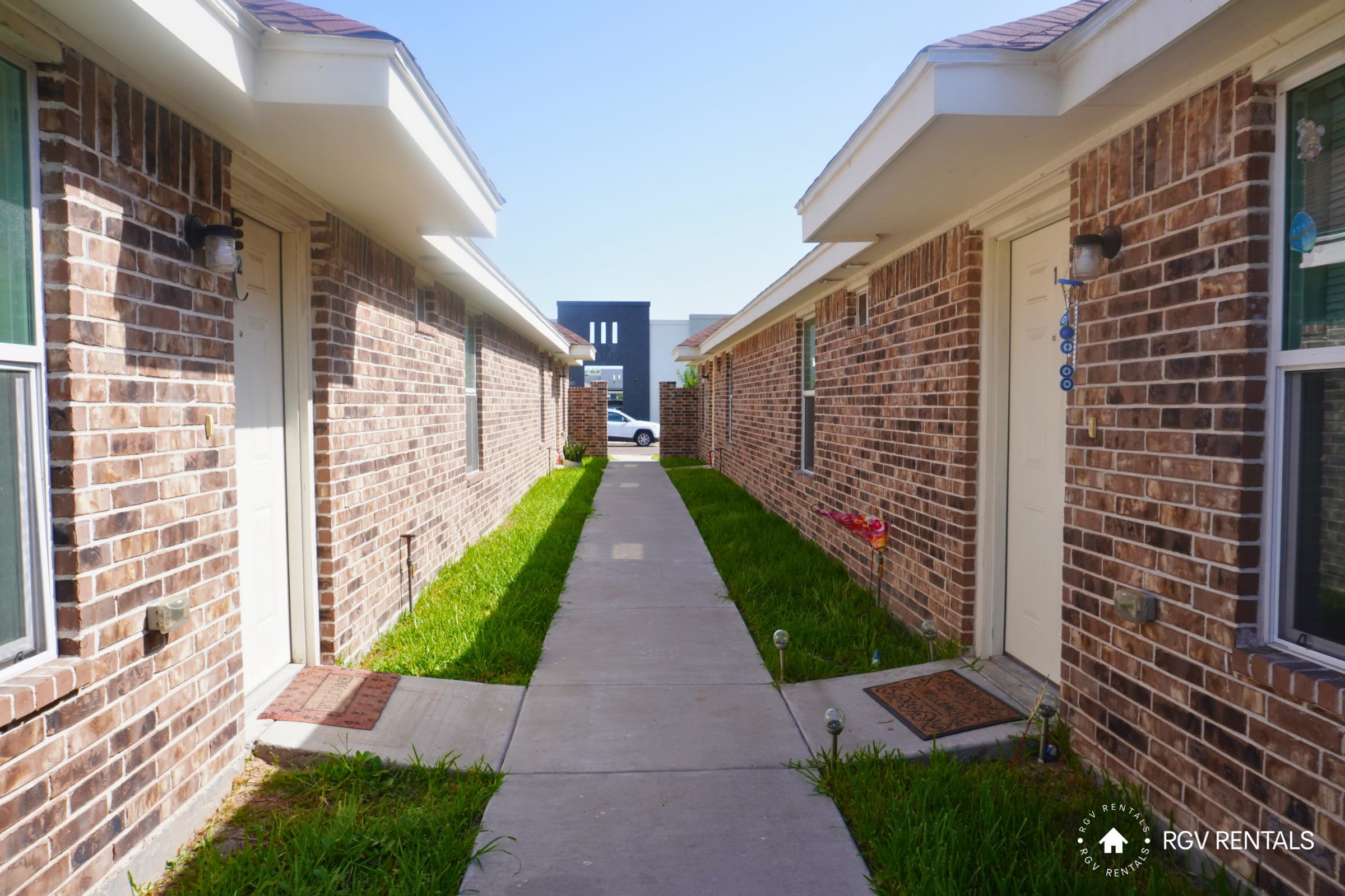 2802 Primrose Avenue – photo 4
