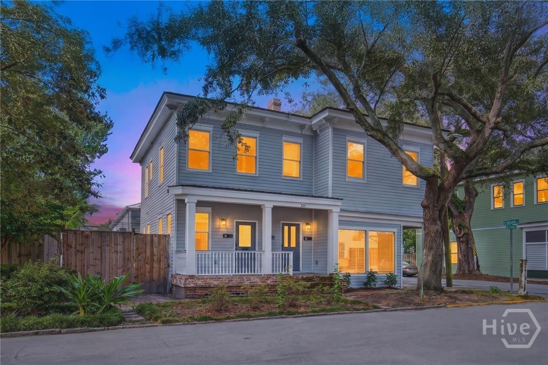 221 W Duffy Street – photo 1
