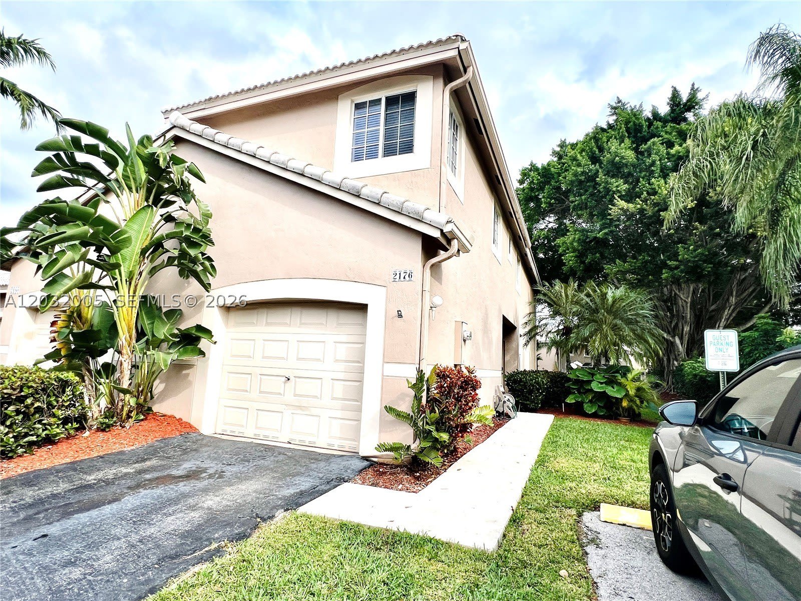 2176 Salerno Cir – photo 2