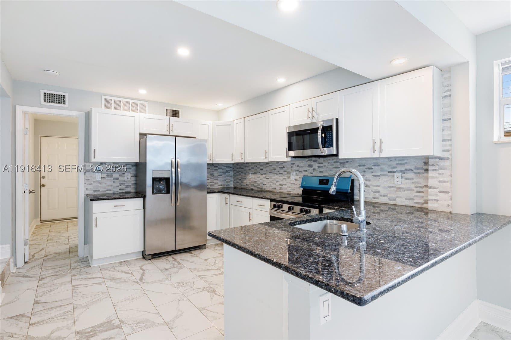 112 Milton St – photo 5