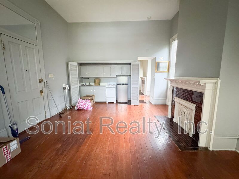 3707 Camp St. – photo 3