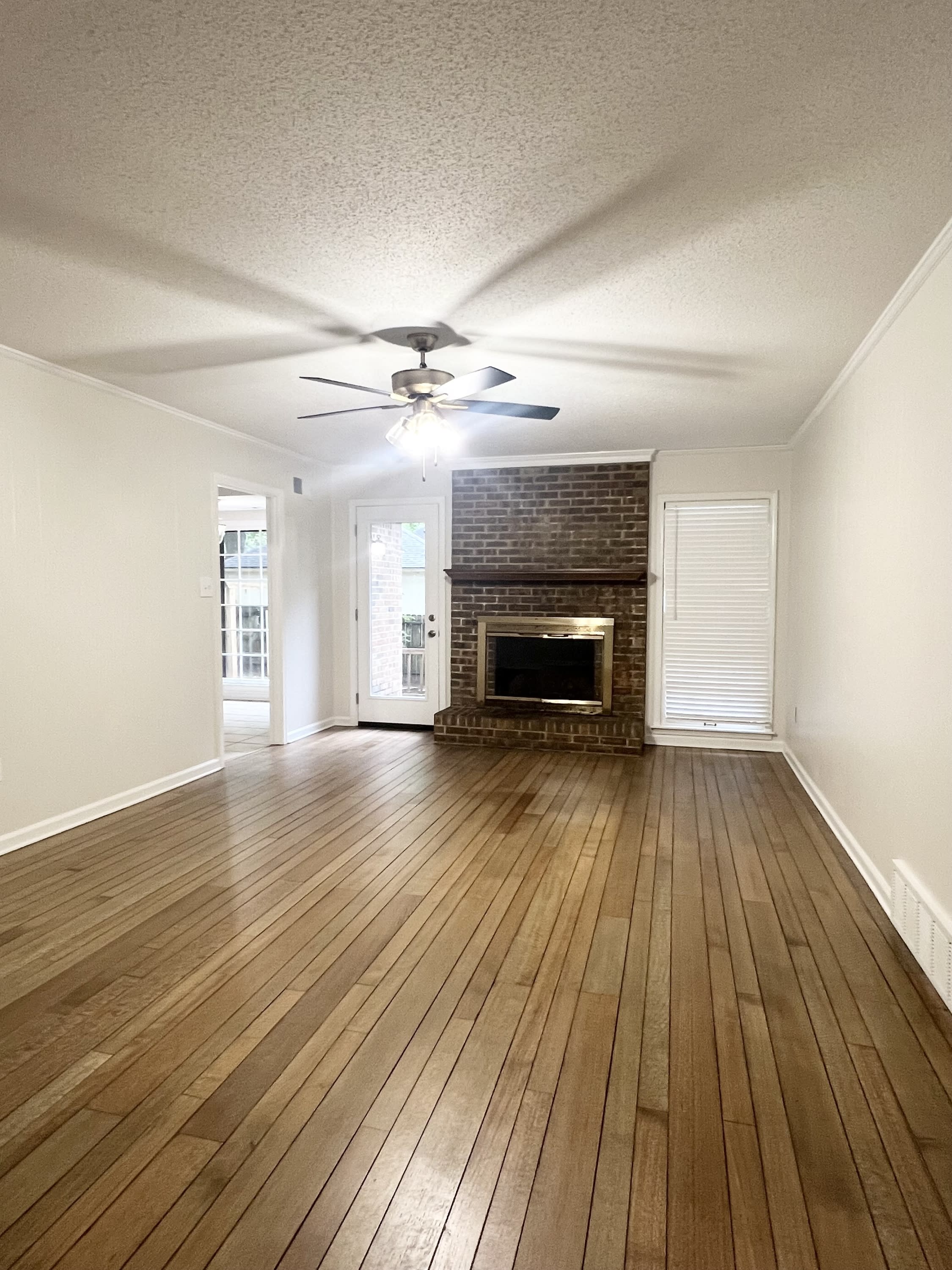 6123 Blue Springs Avenue – photo 3