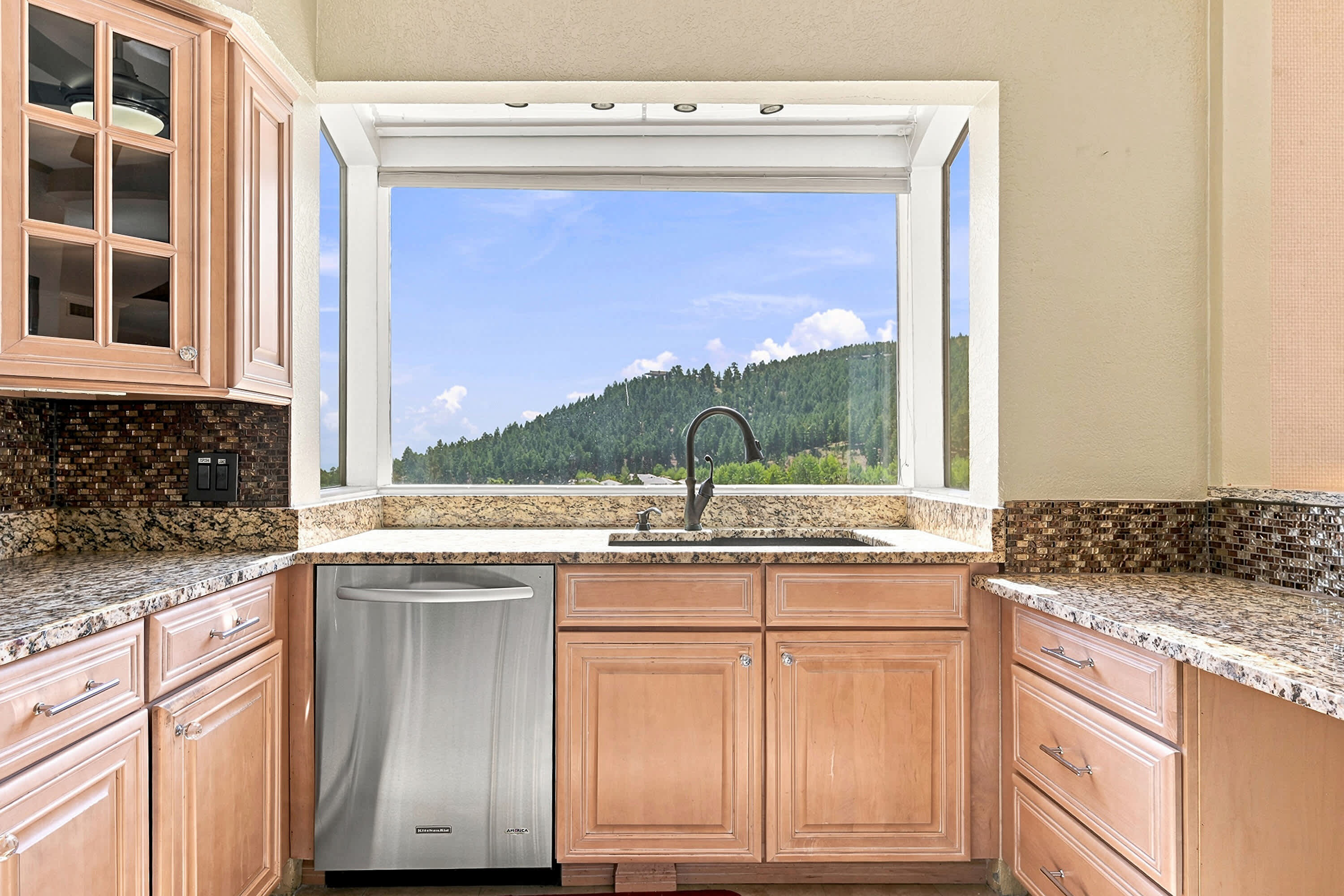 680 Ridgeside Drive – photo 4