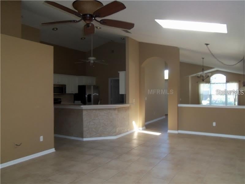 2661 RUNYON Circle – photo 3