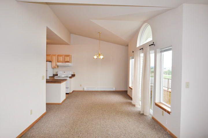 640 Lake Elmo Drive – photo 2