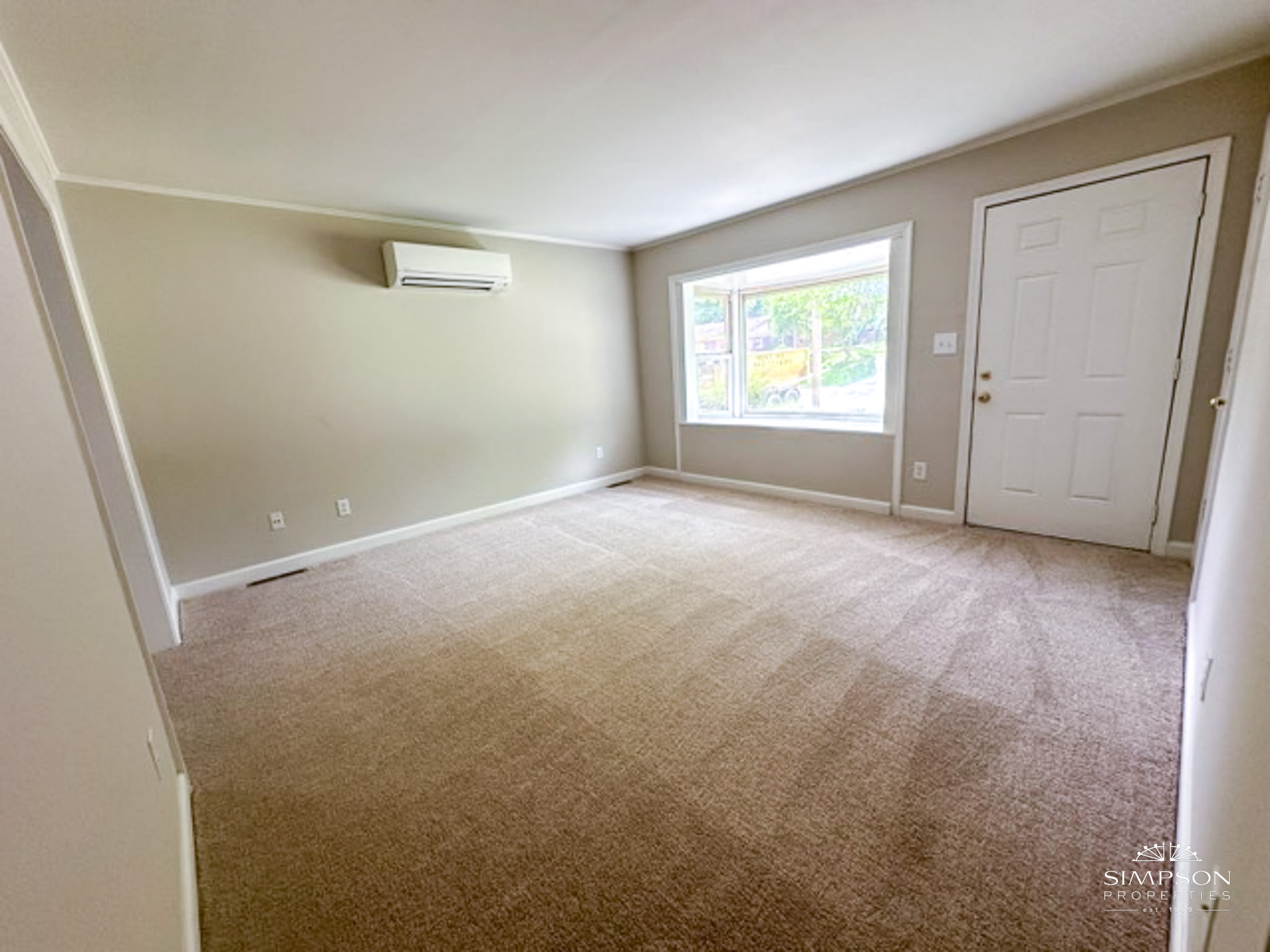 4210 Welling Ave – photo 5