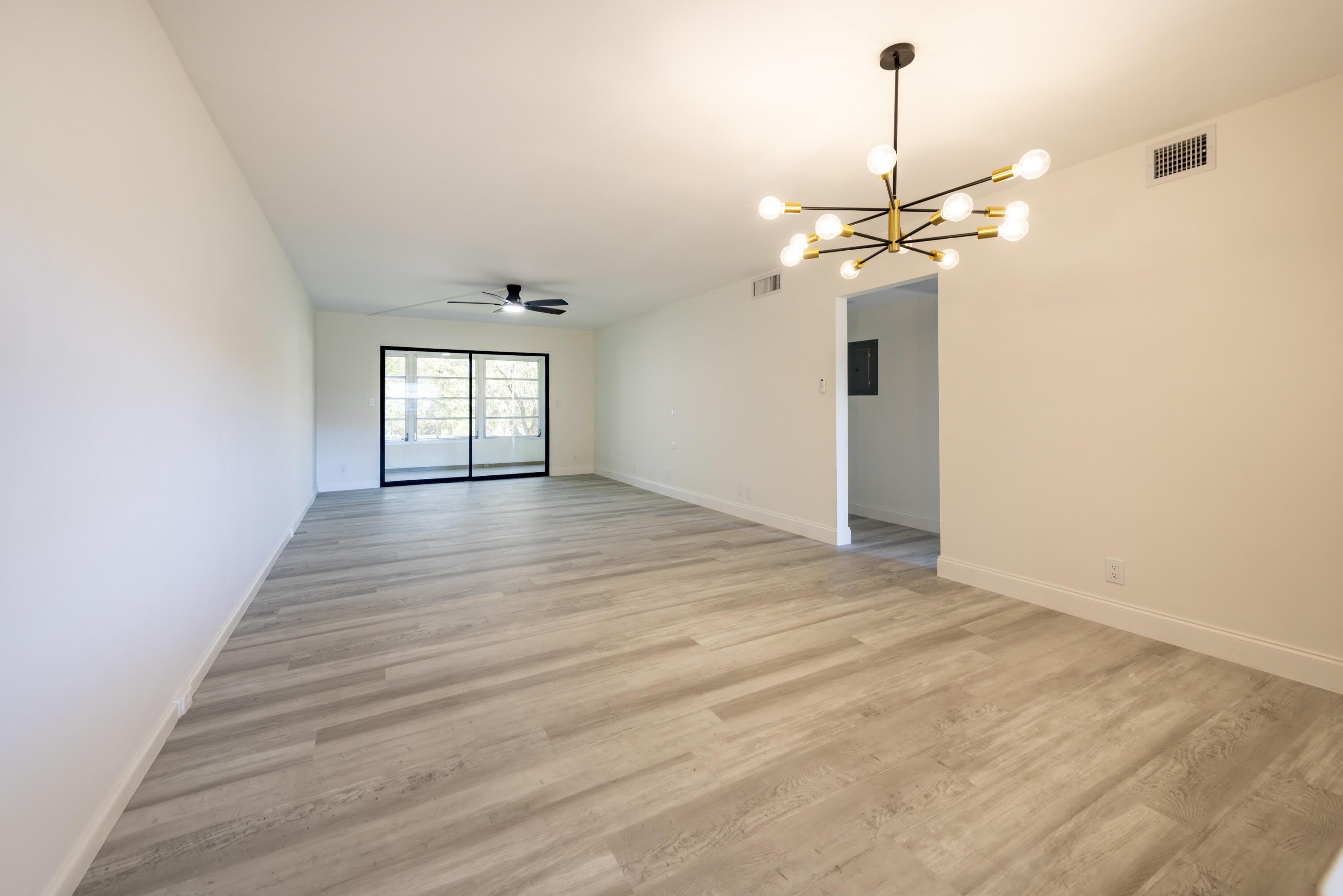 2303 Lucaya Lane – photo 3