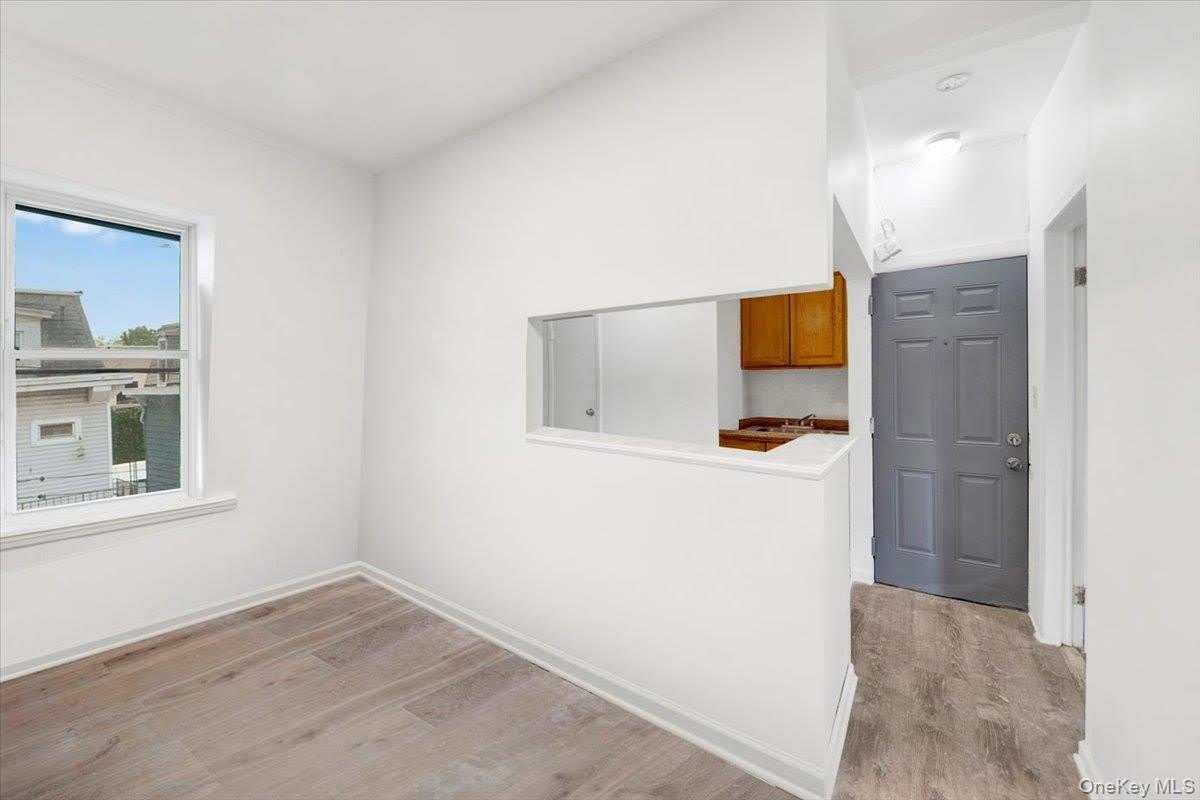17 Lamartine Avenue – photo 3