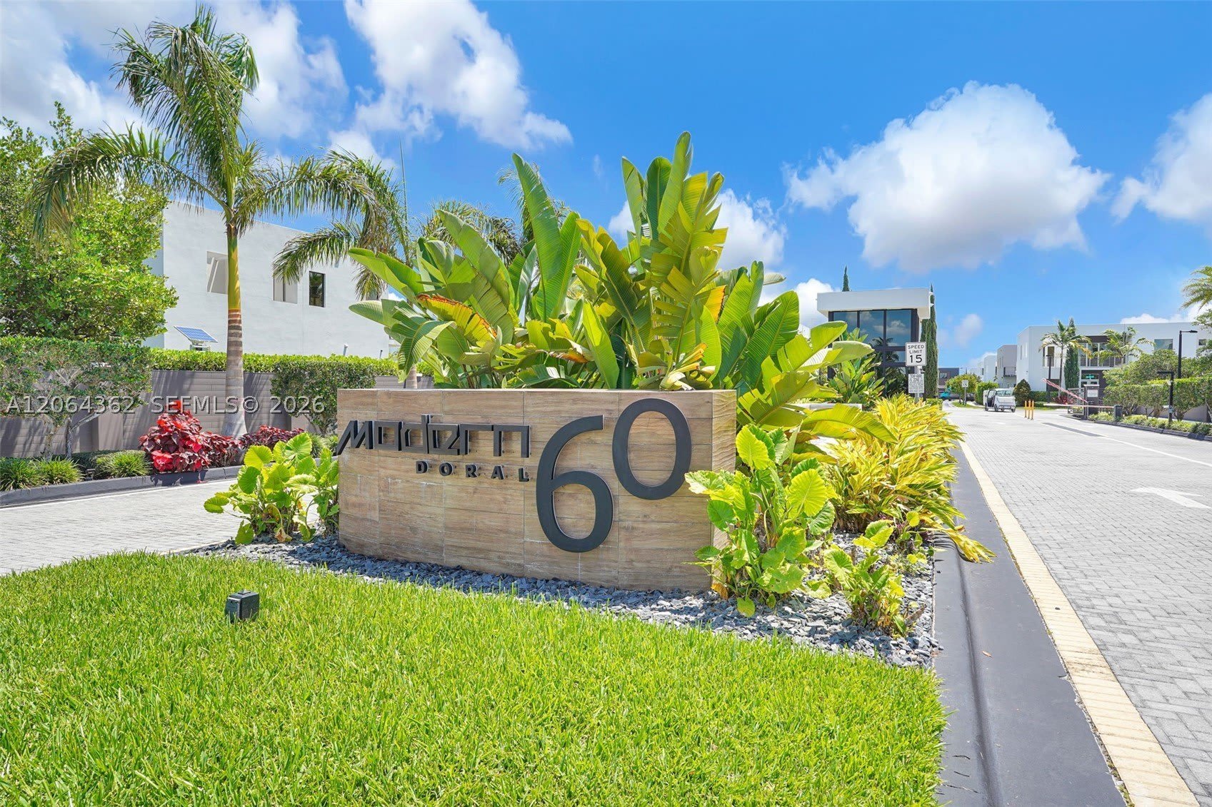 7509 NW 99th Ave – photo 1